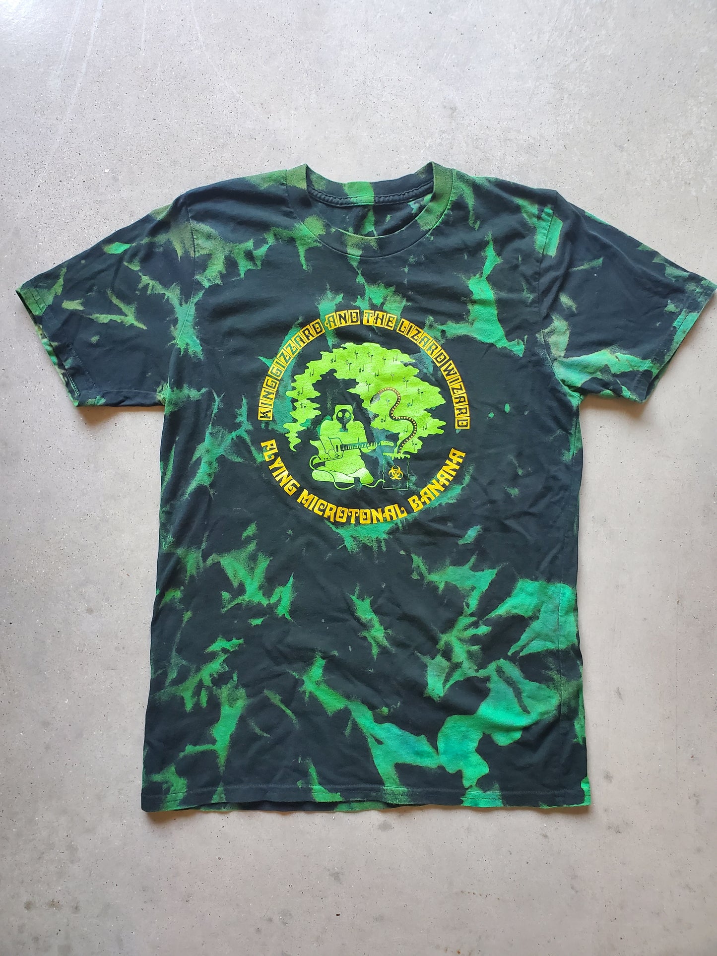 KGLW Flying Microtonal Banana Reverse Tie Dye