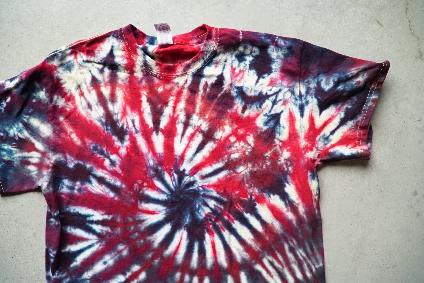 Short Sleeve Spiral Tie Dye Tee
