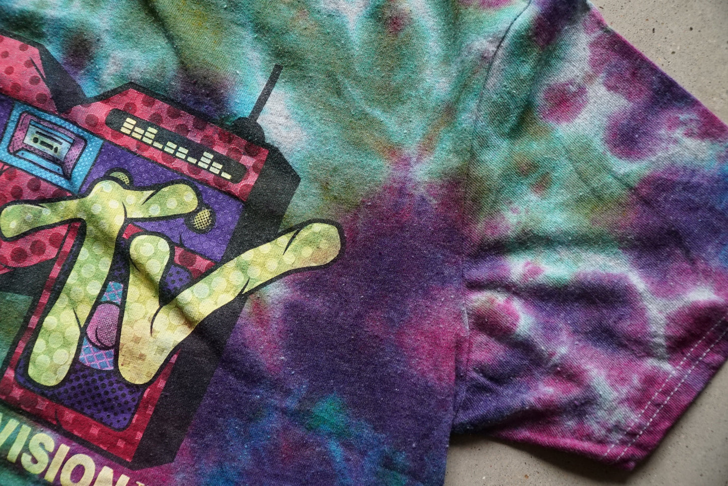 MTV tie dye tshirt
